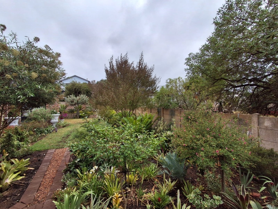 3 Bedroom Property for Sale in Stilbaai Wes Western Cape